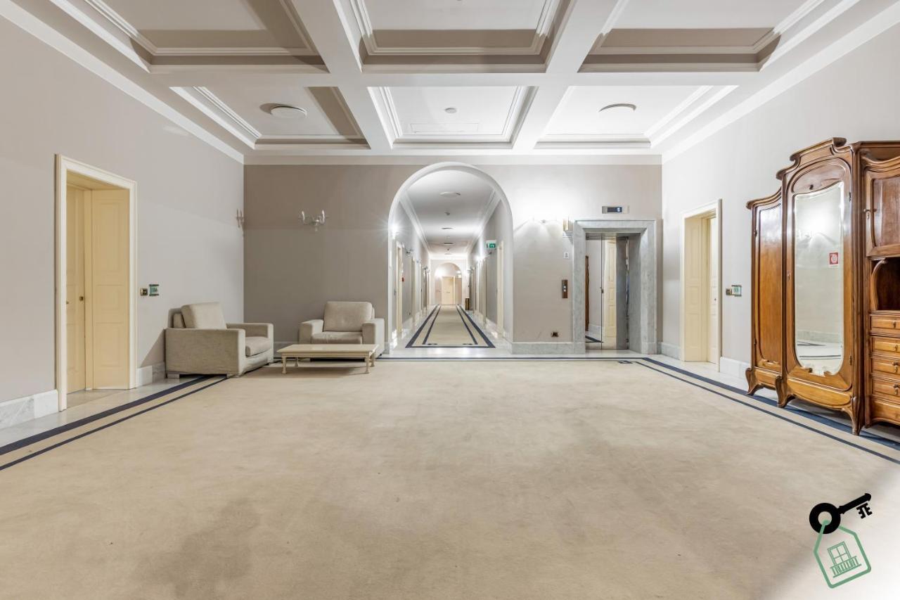 Hotel Rooms Ліворно Екстер'єр фото